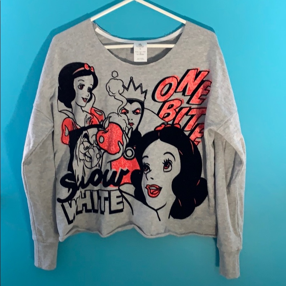 Pop Art Style Snow White Long-Sleeved Shirt
